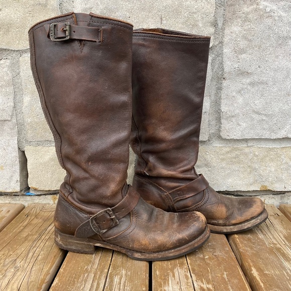 FRYE Woman’s Vintage Veronica Slouch Brown Leather Harness Engineer Boots Tall - Picture 1 of 11